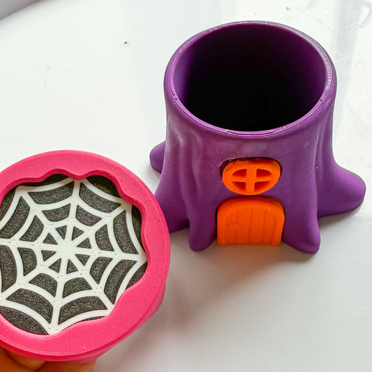 Haunted Tree Trinket (slight imperfection on front)
