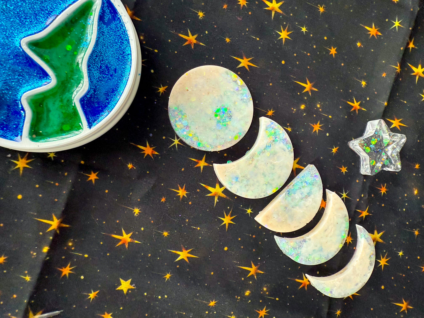 Moon Phases Resin Counters