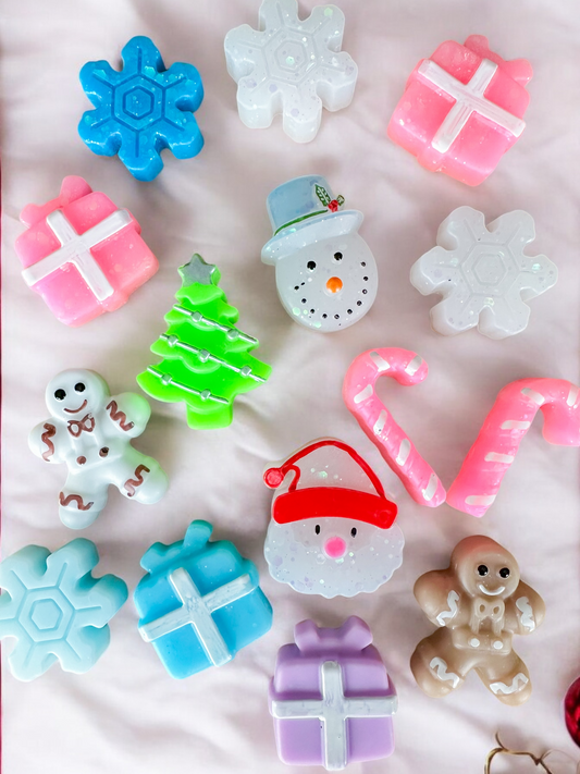 Christmas loose parts winter style