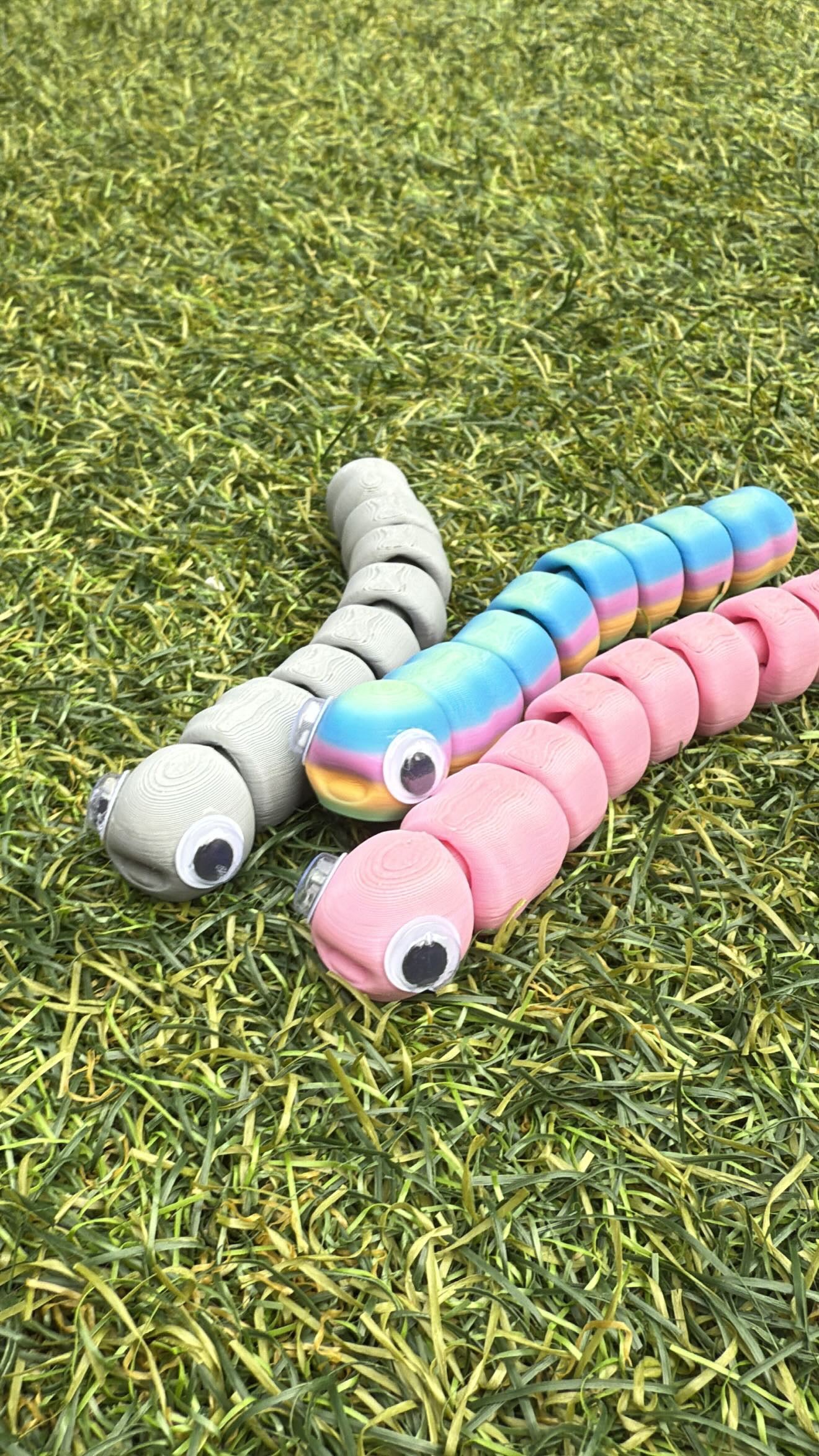 Rosy Apple and Wriggly Worm Pal Trinket Set
