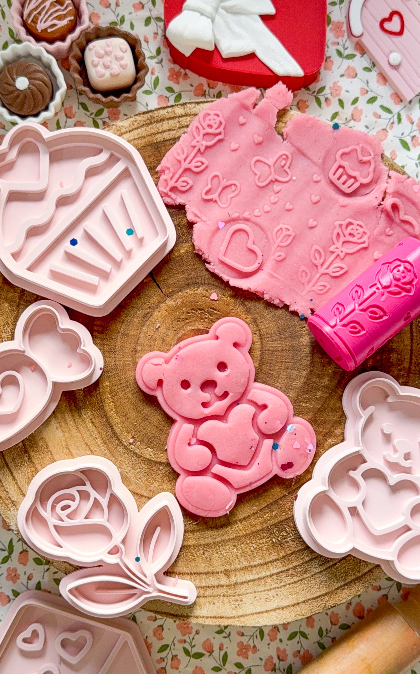 Sweetheart playdough cutter & roller set