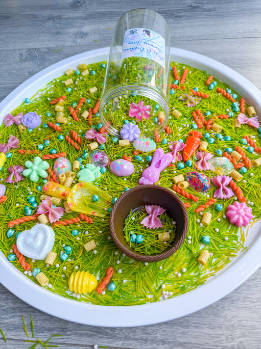 ‘Carrots & Cottontails’ Pour & Explore Set