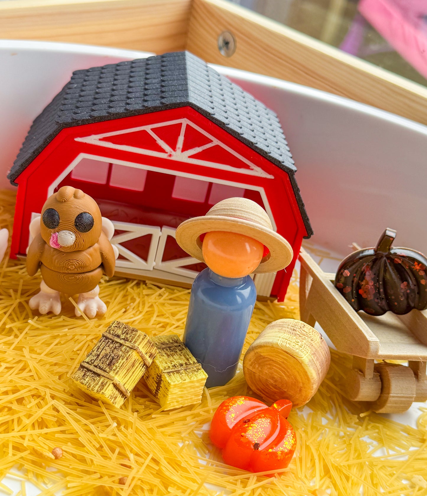 Harvest & Hay-bales Small World Sensory Kit
