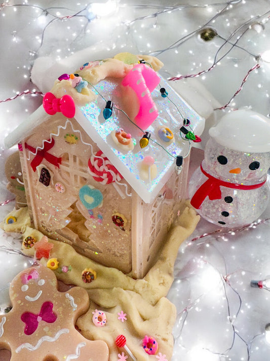 Gingerbread House Building Kit