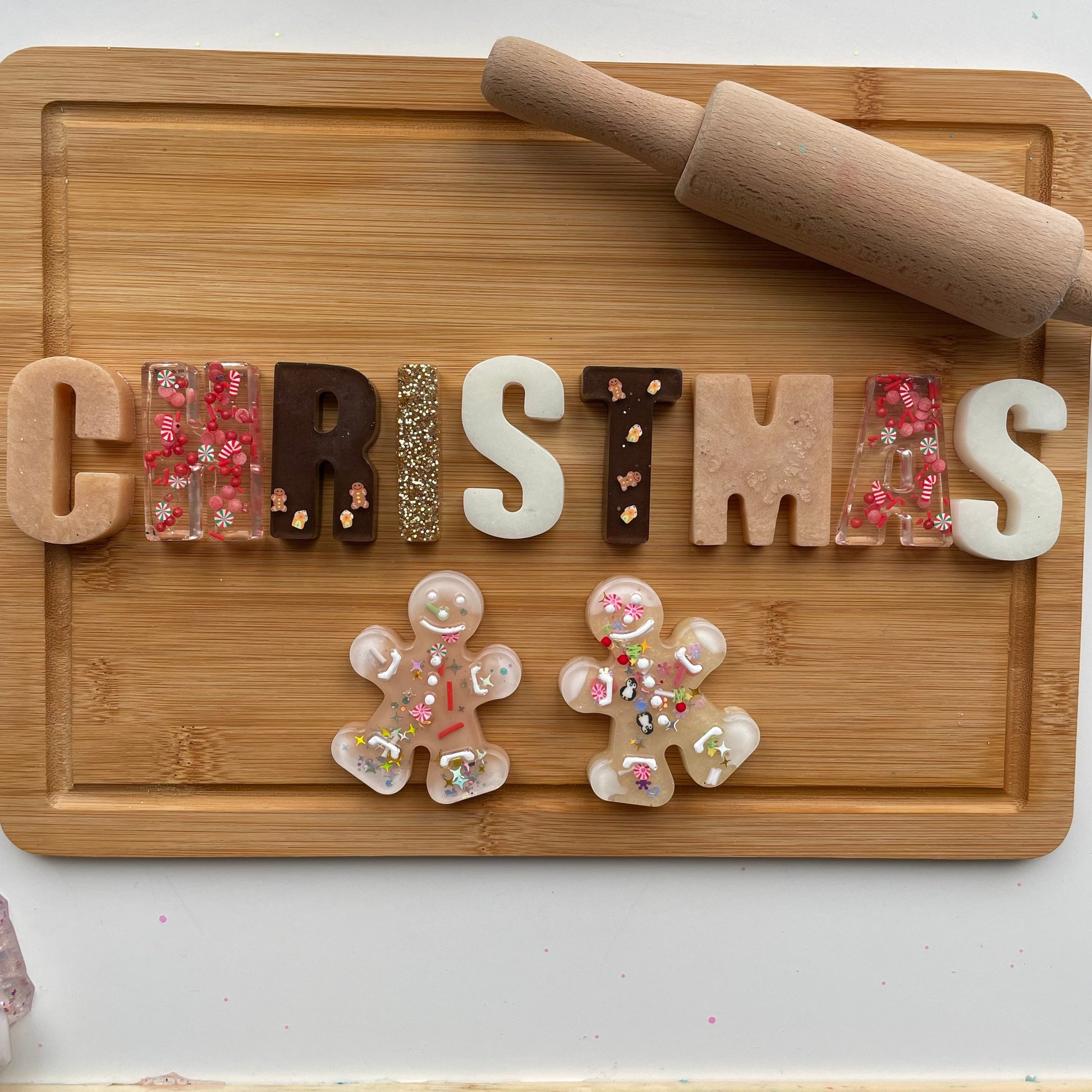 Christmas Resin Mix, snowman, tree, wreath, gingerbread, preschool, toddler, toys, winter, handmade, stocking filler, sensory, play dough