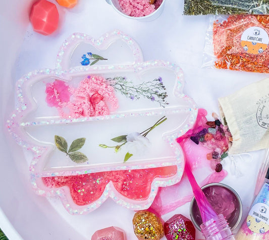Flower themed sensory tray