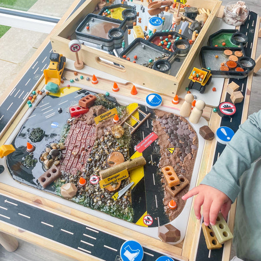 Builders’ Yard Construction Site Themed Resin Tray for Flisat Table, Tractor, Bricks, Sensory Play Messy Toy Imaginative Small World