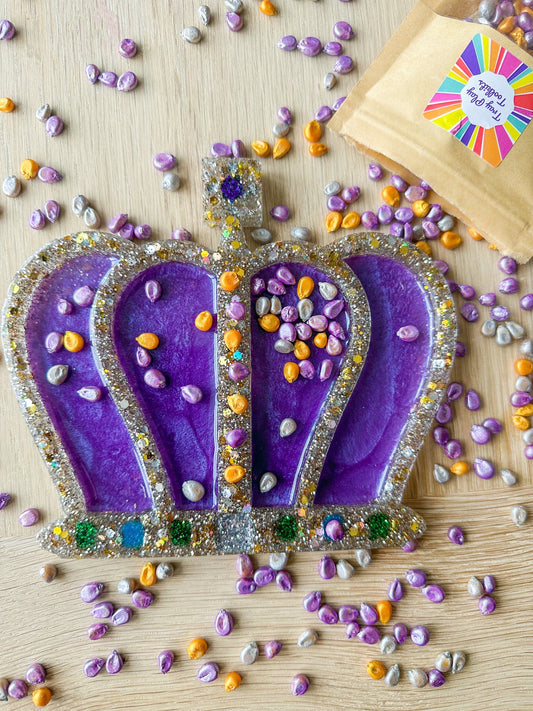 St Edwards Coronation Crown Sensory Tray