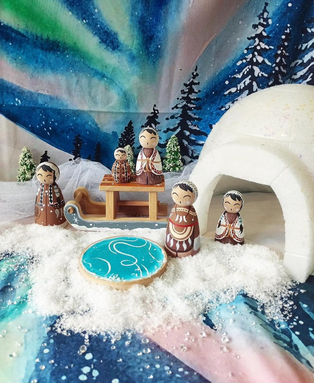 Igloo and Mucky Ducky Inuit Set