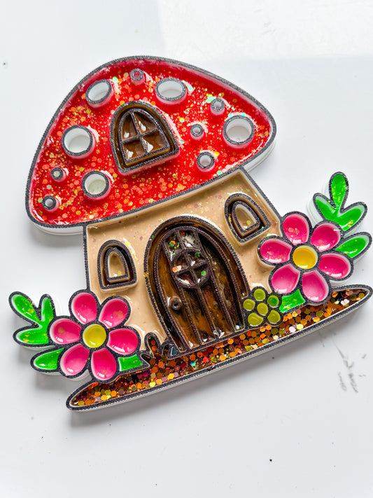 XL Toadstool cottage Sensory Tray with Resin - slight imperfection
