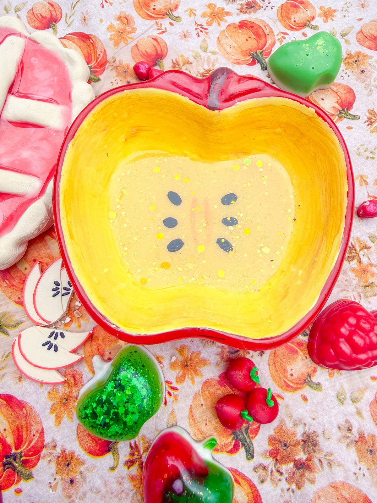 Apple Pie Play Dish