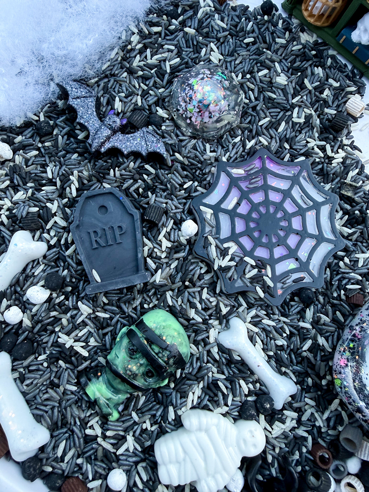 Extra-Ordinary Sensory Spooky Graveyard Mix