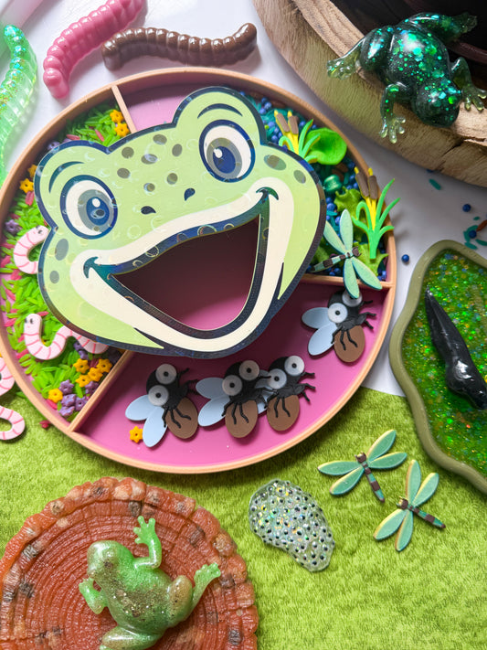 Feed me, Froggy!