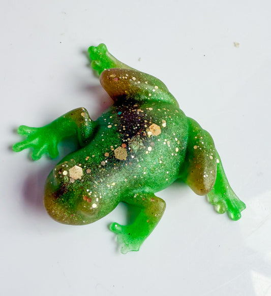 Froggy - imperfect hand