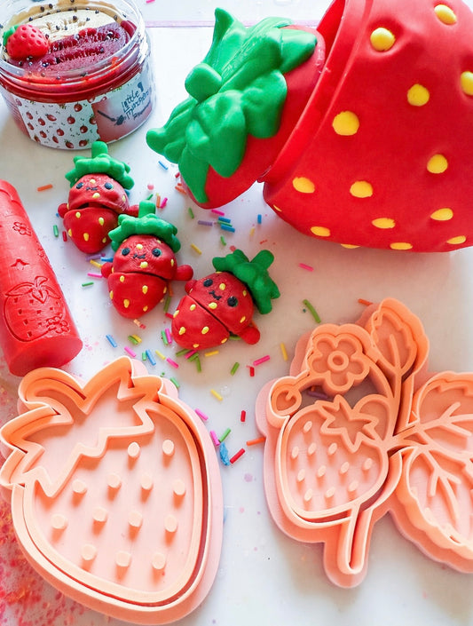 Sweetest Wriggly Strawberry Pick & Mix