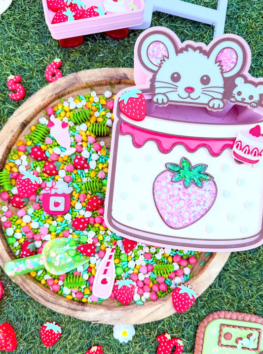 Little Mouse Post and Play Sensory Set