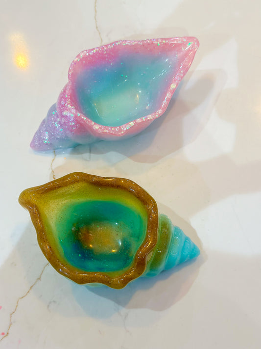 Shell scoopy bowls
